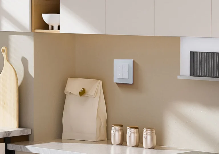 Elegantni smart prekidač uklopljen u moderan i topao enterijer